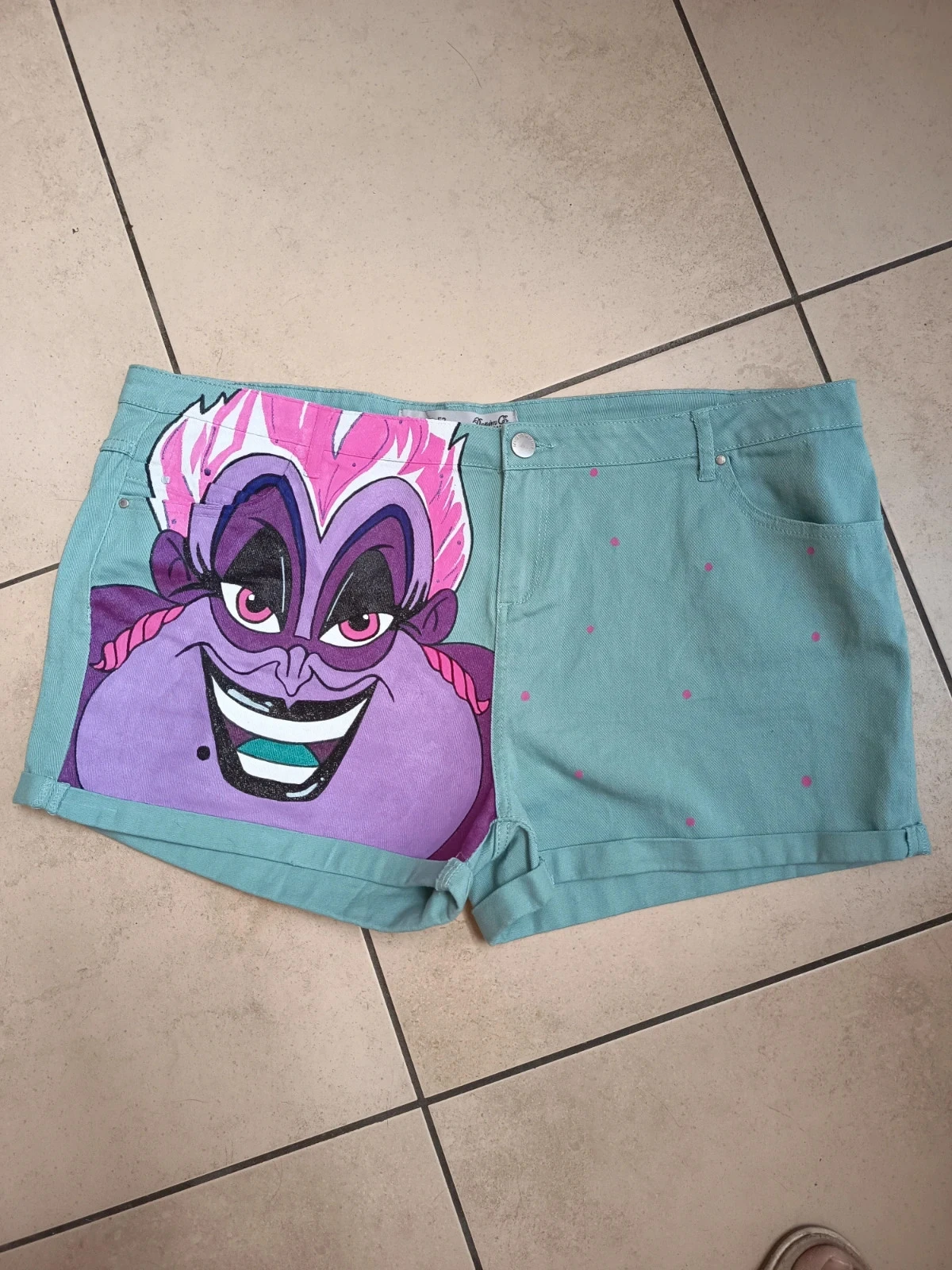 Short Ursula